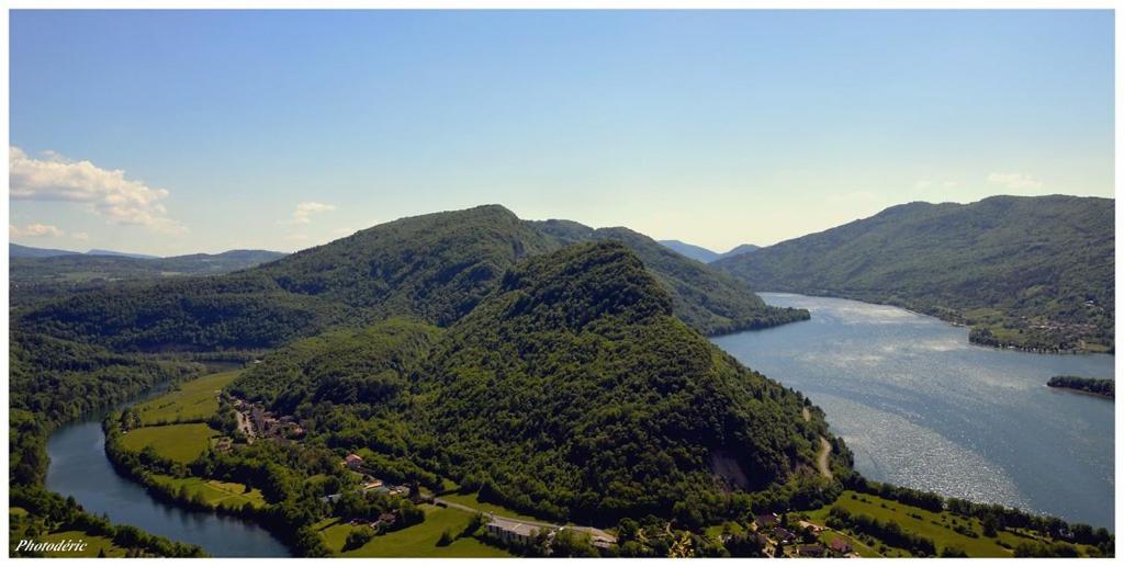 Joli Appartement Au Coeur D'Oyonnax Kültér fotó